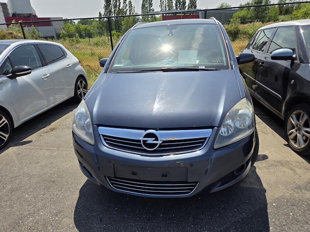 Opel zafira 1.8i xer essentia 140, 2009 - afbeelding 12 van  52