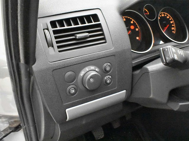 Opel zafira 2011 7zitplaatsen - afbeelding 13 van  37