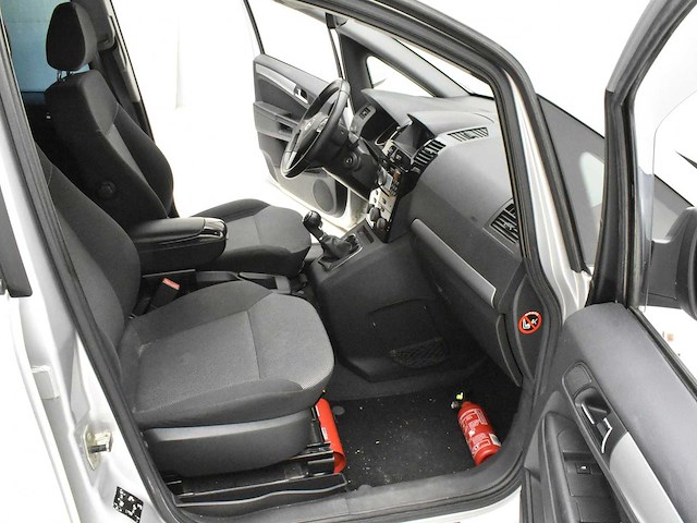 Opel zafira 2011 7zitplaatsen - afbeelding 17 van  37