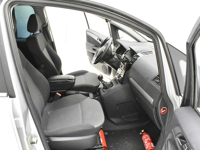 Opel zafira 2011 7zitplaatsen - afbeelding 18 van  39