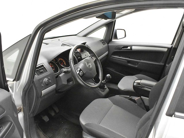 Opel zafira 2011 7zitplaatsen - afbeelding 39 van  39