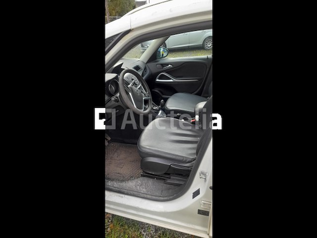 Opel zafira (2015 - 184.878) - afbeelding 9 van  13