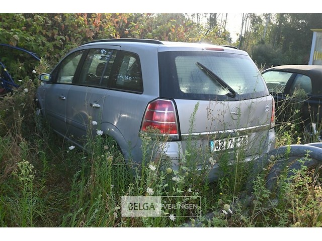 Opel zafira, enkel voor vergunninghouders en erkende centra voor verschrotting - afbeelding 5 van  8