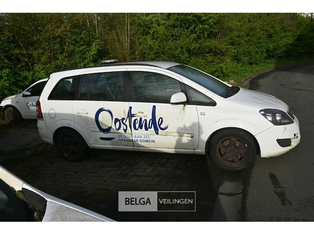 Opel zafira personenwagen - afbeelding 8 van  15