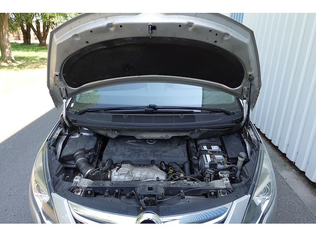 Opel zafira - afbeelding 11 van  24