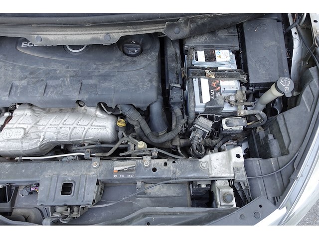 Opel zafira - afbeelding 14 van  24