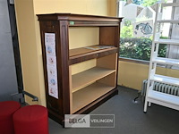 Open houten kast