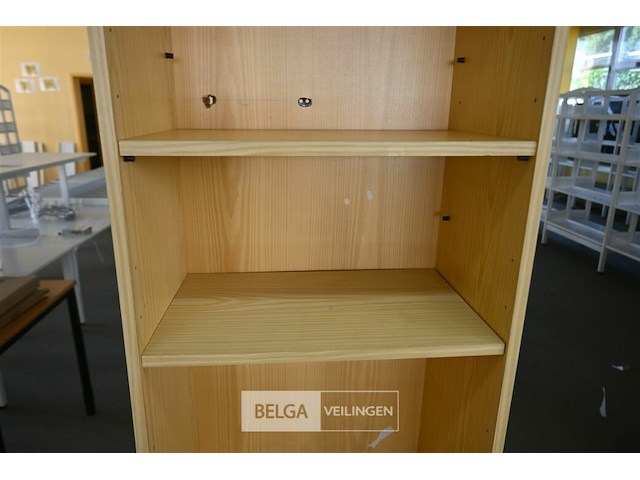 Open houten kast - afbeelding 3 van  3