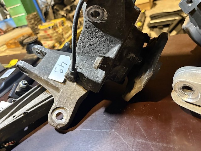 Ophanging porsche - afbeelding 3 van  5