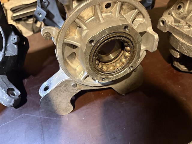 Ophanging porsche - afbeelding 2 van  6