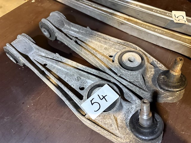 Ophanging porsche - afbeelding 1 van  4