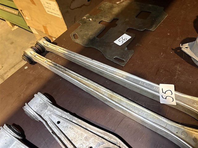 Ophanging porsche - afbeelding 2 van  4