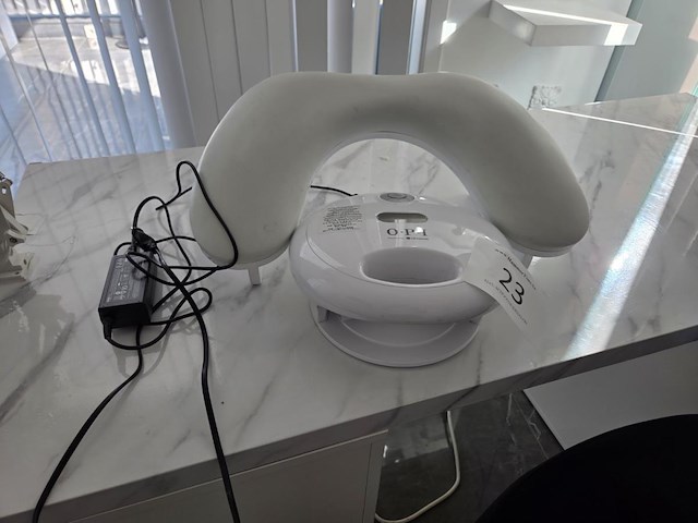 Opi uv-lamp + handsteun - afbeelding 1 van  5