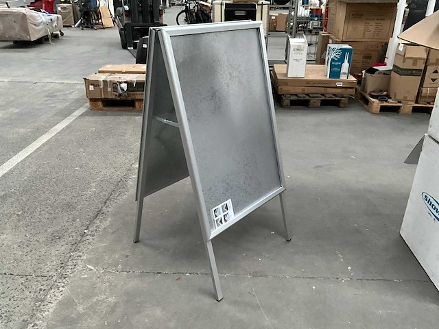 Opklapbaar alu stoepbord - afbeelding 1 van  5