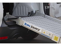 Opklapbare laadbrug voor installatie in voertuigen - 600kg - afbeelding 1 van  3