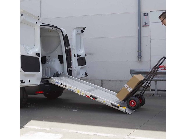 Opklapbare laadbrug voor installatie in voertuigen - 600kg - afbeelding 2 van  3