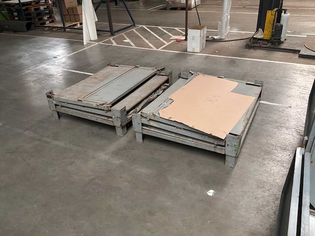 Opklapbare metalen stapelbak (6x) - afbeelding 3 van  3