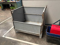 Opklapbare metalen stapelbak - afbeelding 1 van  2