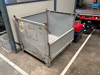 Opklapbare metalen stapelbak - afbeelding 2 van  2