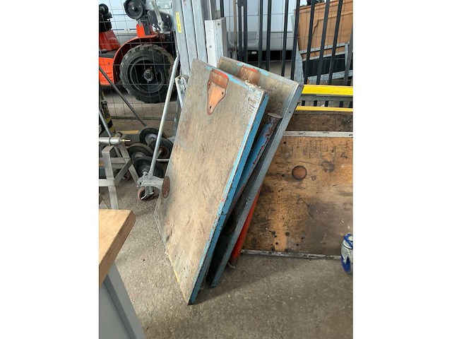 Opklapbare werktafel (4x) - afbeelding 3 van  8