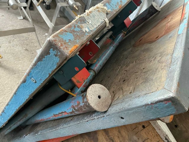 Opklapbare werktafel (4x) - afbeelding 6 van  8