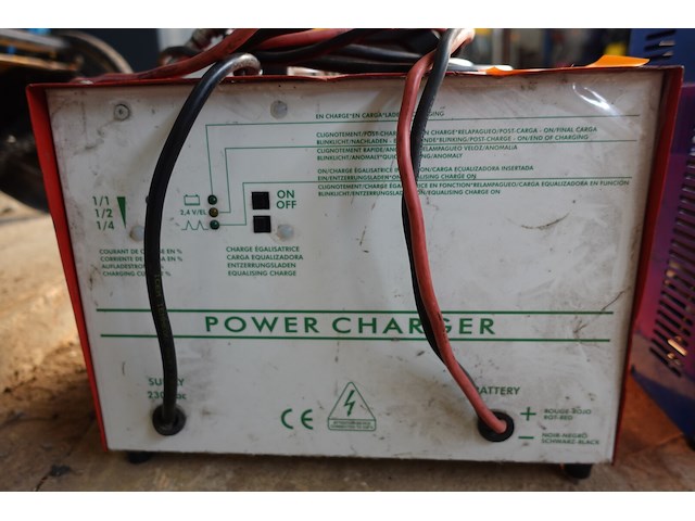 Oplader 24v voor stapelaar of clark - afbeelding 3 van  4