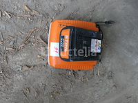 Oplader + accu stihl al 300 - afbeelding 2 van  5