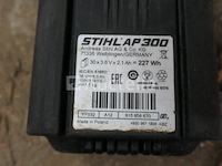 Oplader + accu stihl al 300 - afbeelding 4 van  5