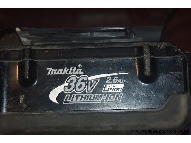 Oplader makita vv 2 batterijen - afbeelding 2 van  3