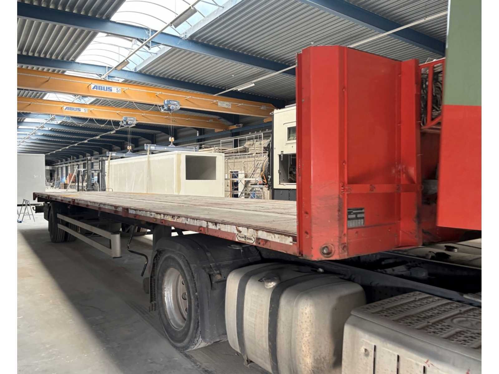 Opleggerconstructiebedrijf carrosserie van dijck nv wegens faillissement