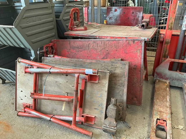Opplooibare werktafel (5x) - afbeelding 1 van  4