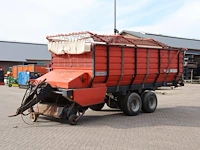 Opraapwagen deutz fahr k570 8000kg 1984