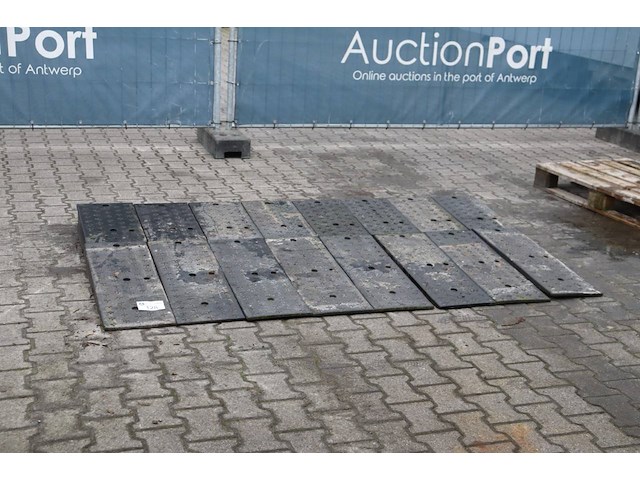 Oprij rampen met rubber - afbeelding 1 van  1