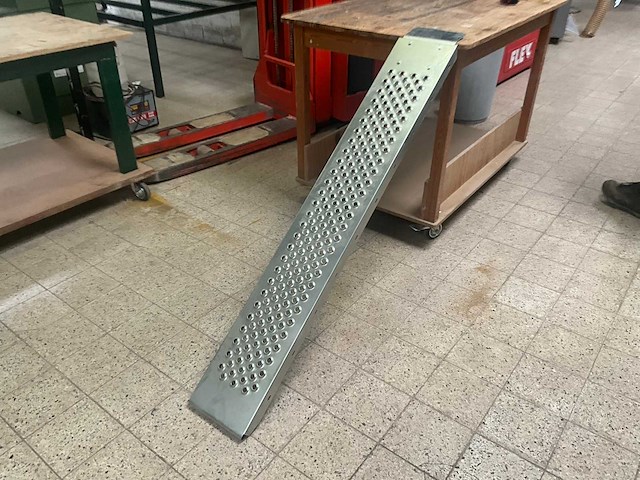 Oprijplaat - afbeelding 1 van  3