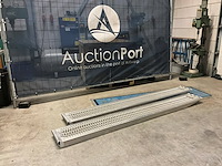 Oprijplaten aluminium 247x30cm - afbeelding 1 van  1