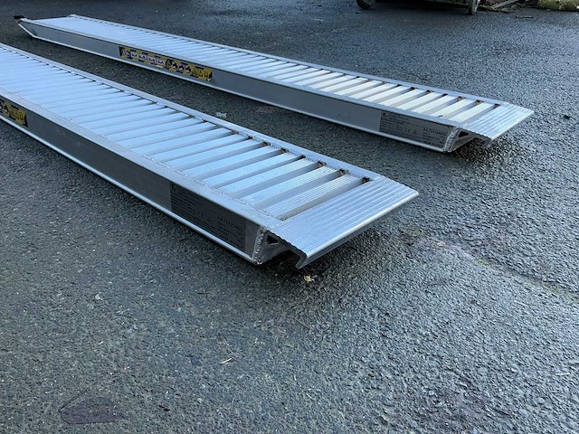 Oprijplaten aluminium voor aanhangwagen - afbeelding 5 van  7
