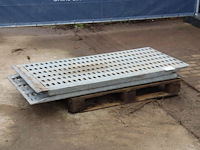 Oprijplatten 160cm (marge) - afbeelding 1 van  1