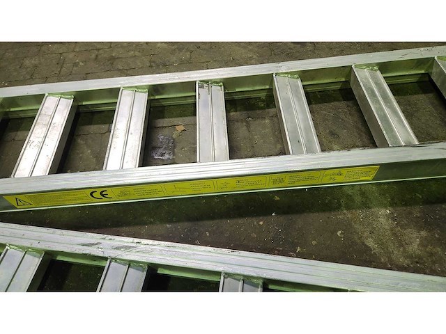 Oprijtplaat 2,2m (2x) - afbeelding 2 van  3