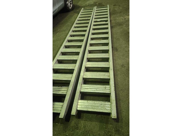 Oprijtplaat 3,4m (2x) - afbeelding 1 van  7