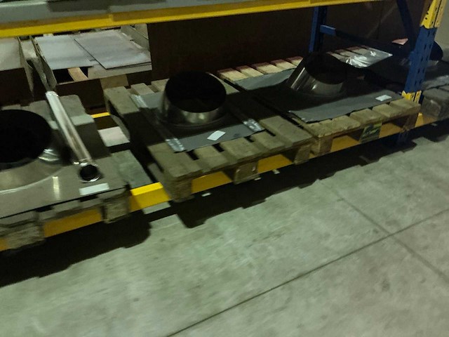 Opsinox partij inox rookgasafvoeronderdelen - afbeelding 2 van  5
