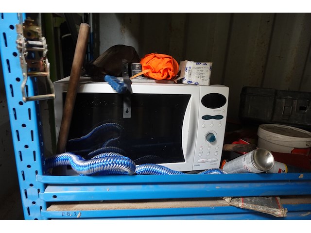 Opslagcontainer 10 feet + inhoud - afbeelding 7 van  9