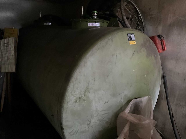 Opslagcontainer met dubbele mazouttank en dubbele pomp - afbeelding 7 van  8