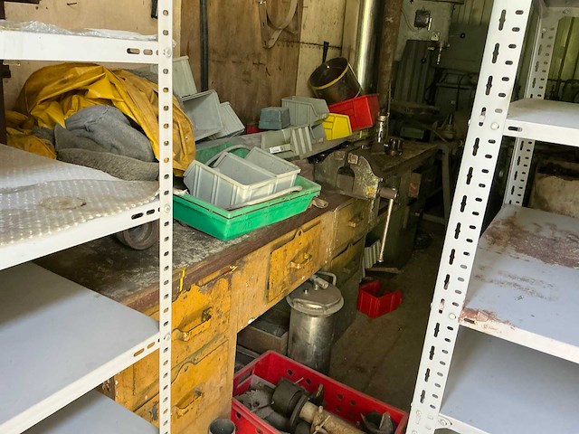 Opslagcontainer met inhoud - afbeelding 4 van  23