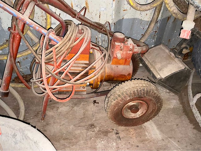 Opslagcontainer met inhoud - afbeelding 3 van  28