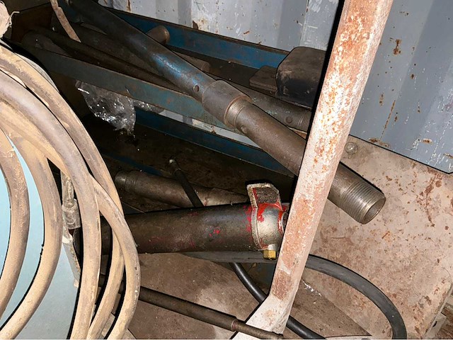 Opslagcontainer met inhoud - afbeelding 4 van  28