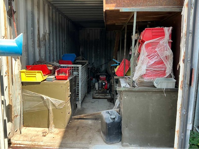 Opslagcontainer met inhoud - afbeelding 12 van  28
