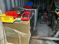 Opslagcontainer met inhoud - afbeelding 24 van  28