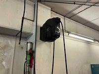 Opslagcontainer met motorolie - afbeelding 4 van  6