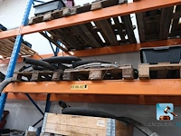 Opslagrek met inhoud - afbeelding 18 van  23