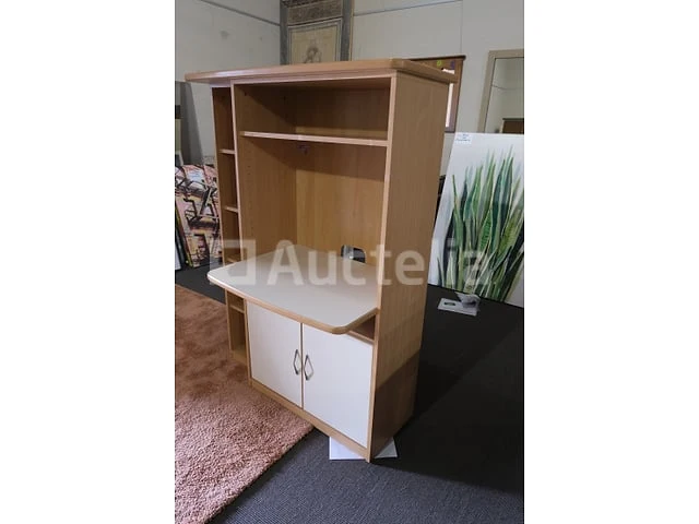 Opslagruimte voor het kantoor - afbeelding 1 van  6